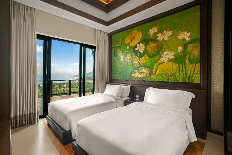ویلای 3 خوابه با استخر, Banyan Tree Lang Co