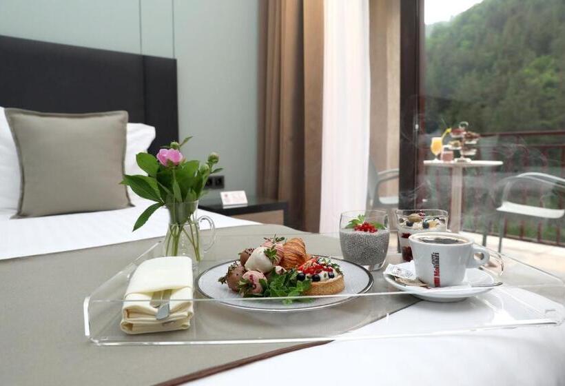 سوییت, Best Western Plus Paradise Hotel Dilijan