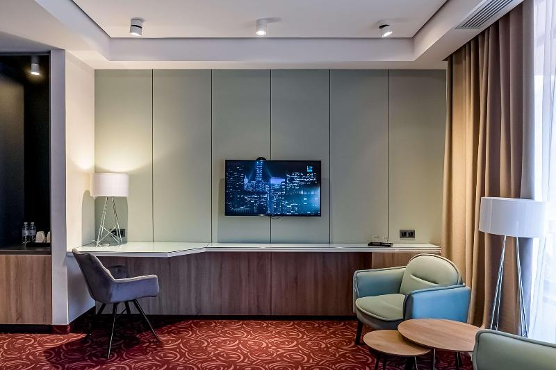 اتاق اجرایی, Best Western Plus Paradise Hotel Dilijan