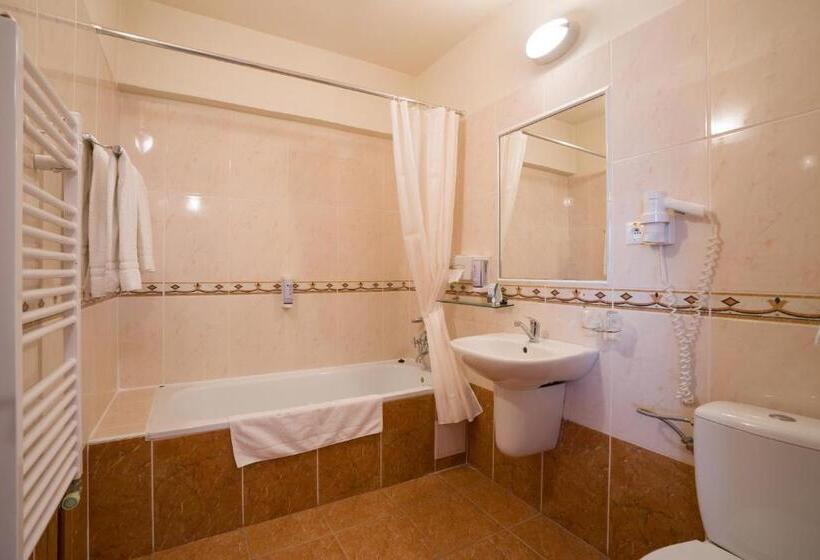سوئیت با بالکن, Dixon So Vstupom Do Bazéna A Vírivky Zdarma   Free Entrance To Pool And Jacuzzi Included