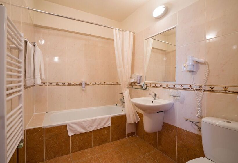 سوئیت با بالکن, Dixon So Vstupom Do Bazéna A Vírivky Zdarma   Free Entrance To Pool And Jacuzzi Included