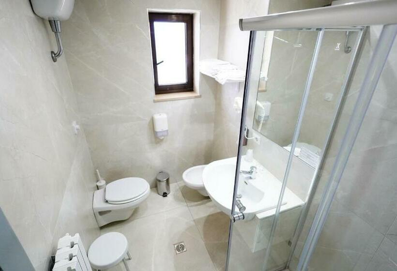 اتاق استاندارد یک نفره, Grand Hotel Irpinia & Family Spa