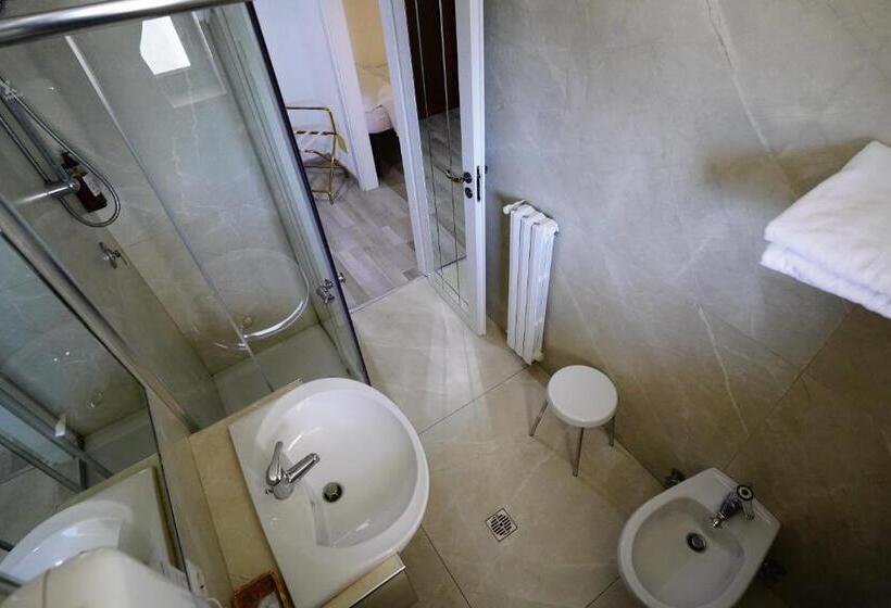 اتاق استاندارد سه نفره, Grand Hotel Irpinia & Family Spa