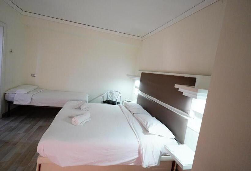 اتاق استاندارد سه نفره, Grand Hotel Irpinia & Family Spa