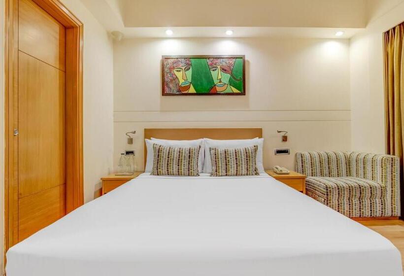 Quarto Superior Cama King, Lemon Tree Premier Delhi Airport