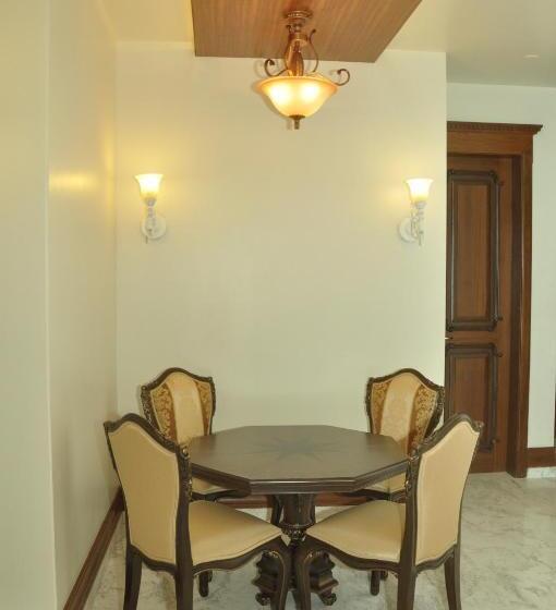 سوئیت پرزیدنت, Royal Tulip Navi Mumbai