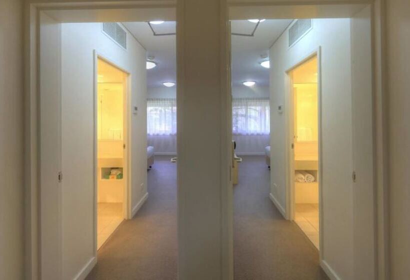 اتاق لوکس, Lismore Gateway Motel