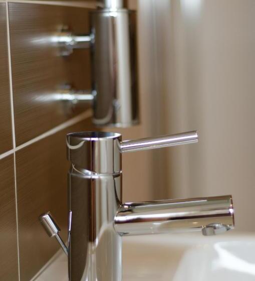 اتاق خانوادگی با سرویس بهداشتی مشترک, Inverlea Guest House