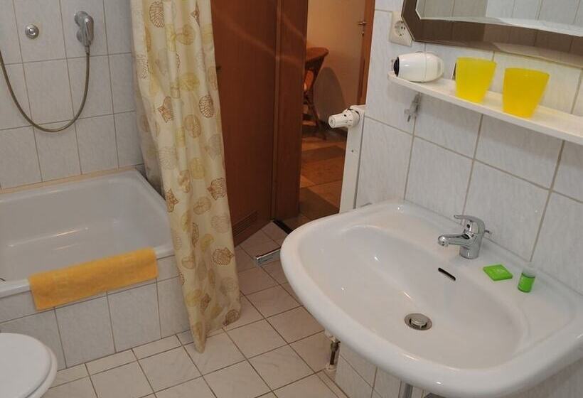 اتاق استاندارد, Pension Bella Vista