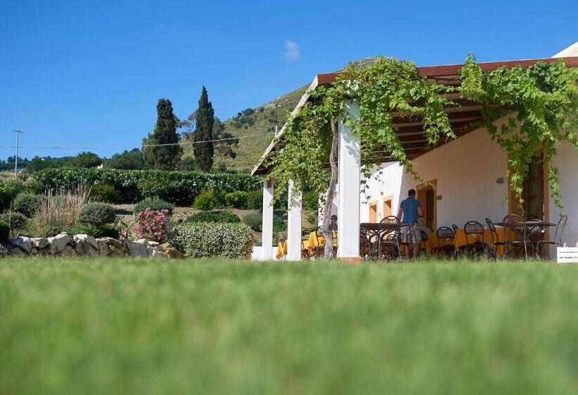 اتاق استاندارد, Tenute Plaia Agriturismo