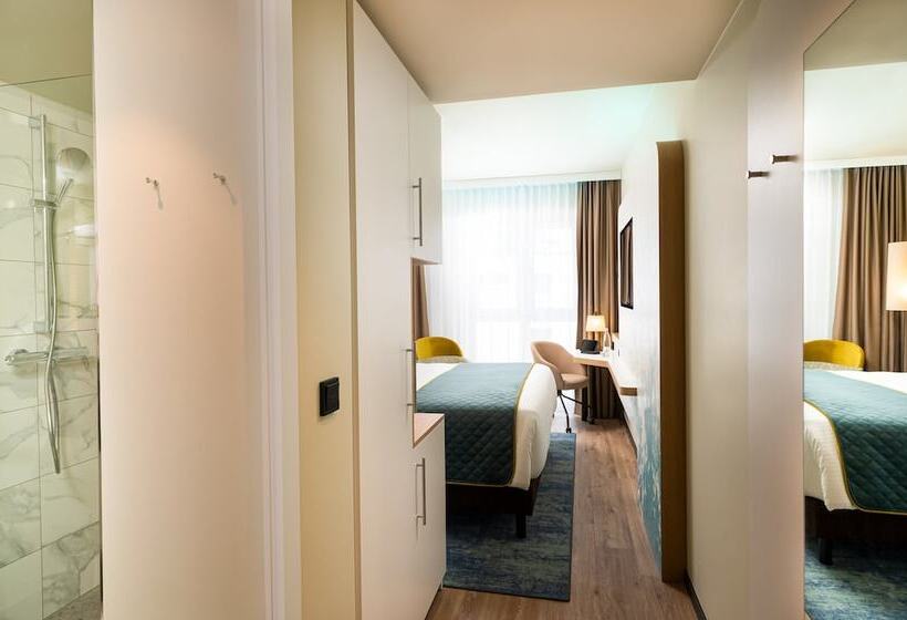 اتاق سوپریور, Leonardo Hotel Hamburg Altona