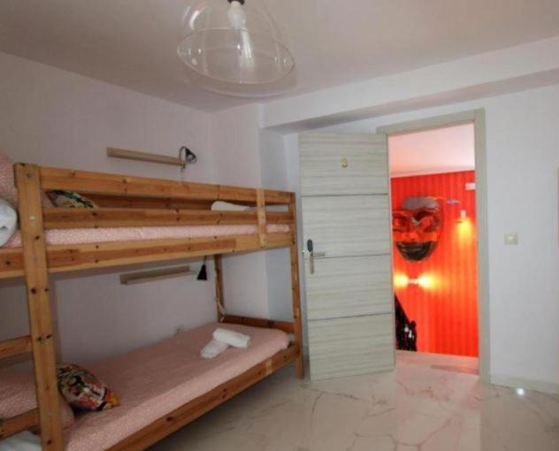 اتاق استاندارد چهارنفره با سرویس بهداشتی مشترک, Casa Rural Mañanas Felices