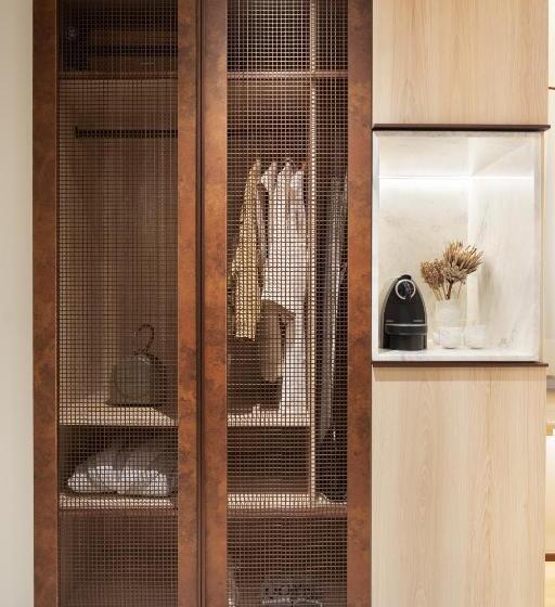اتاق لوکس با تخت بزرگ, Qoya Hotel Curitiba, Curio Collection By Hilton
