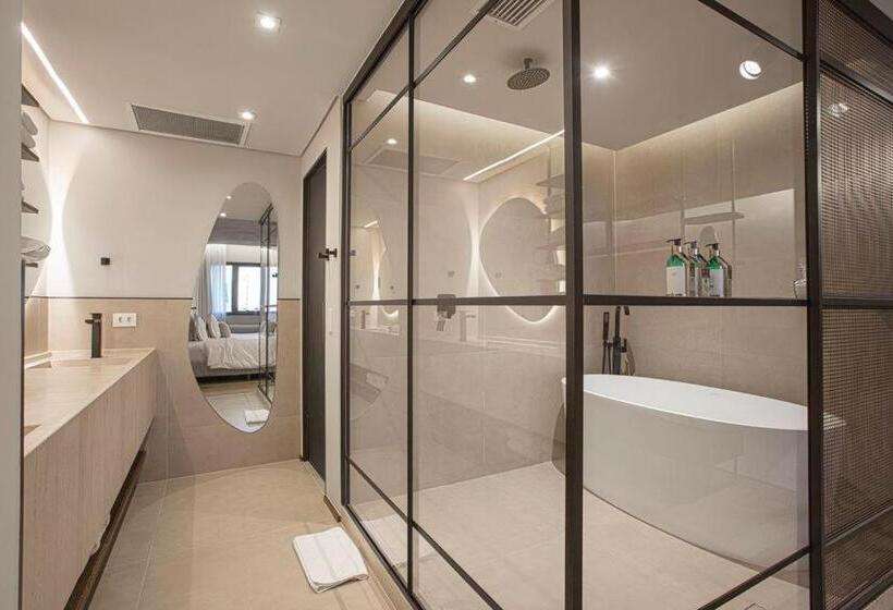 سوییت, Qoya Hotel Curitiba, Curio Collection By Hilton
