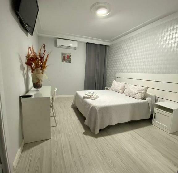 اتاق استاندارد, Hostal Fuente Del Pino