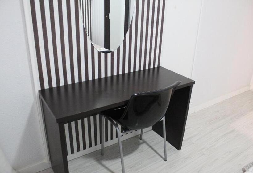 اتاق استاندارد, Hostal Fuente Del Pino