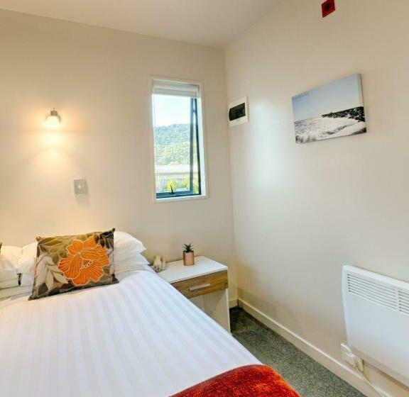 Standard Studio, Bella Vista Motel Greymouth