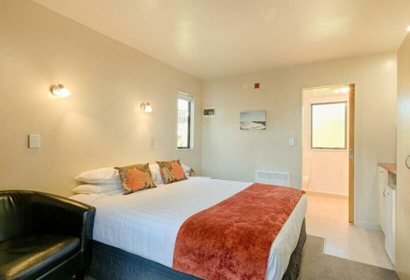 Standard Studio, Bella Vista Motel Greymouth