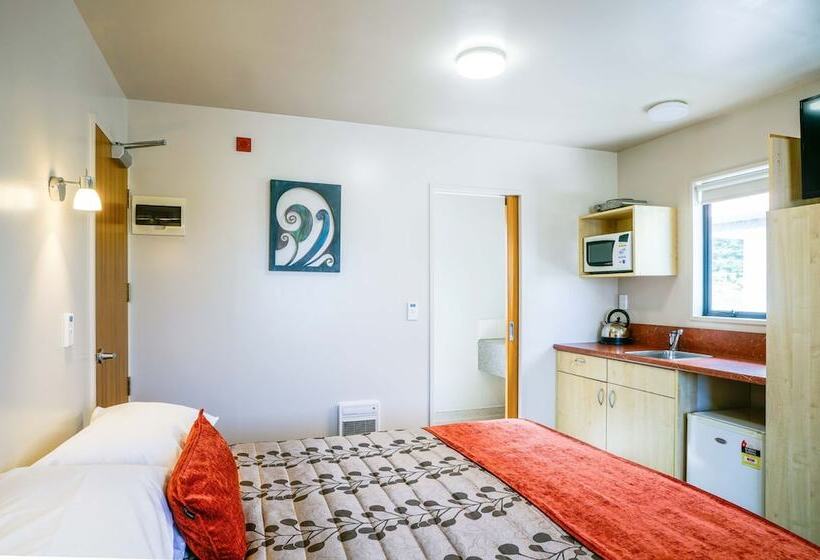 استودیوی سوپریور, Bella Vista Motel Greymouth