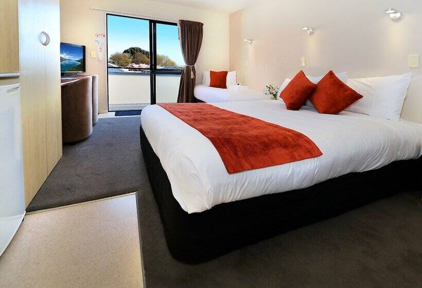 استودیوی سوپریور, Bella Vista Motel Invercargill