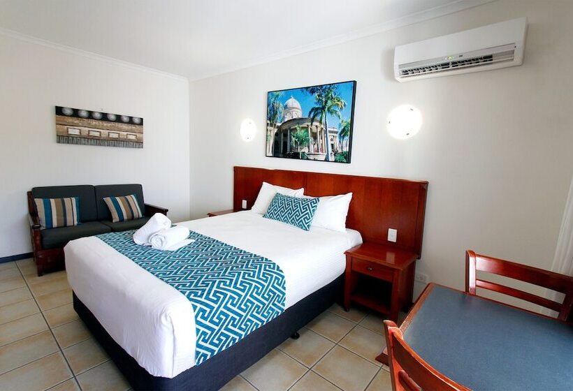 اتاق اجرایی, Coffee House Apartment Motel
