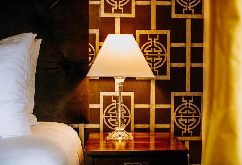 اتاق سوپریور با تخت بزرگ, Art Deco Masonic