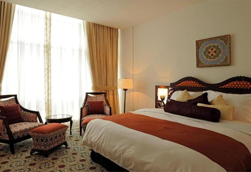 Deluxe Room, Dushanbe Serena