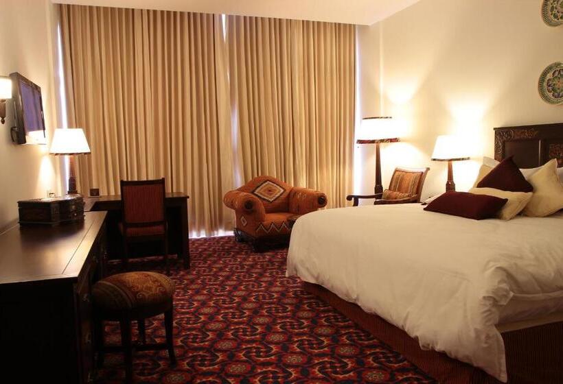 Executive Room King Size Bed, Dushanbe Serena