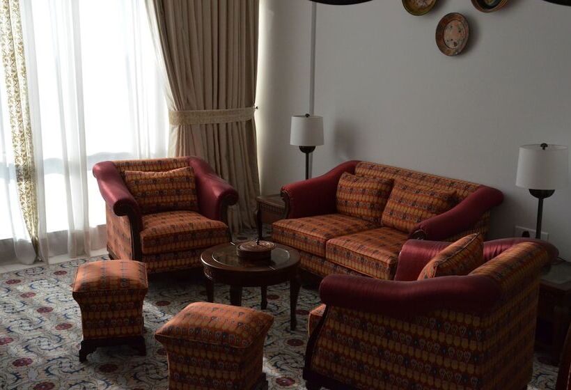 Suite Ejecutiva, Dushanbe Serena