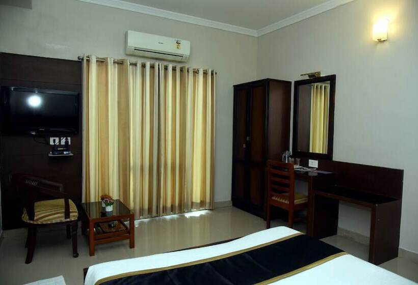 اتاق لوکس, Pearl International