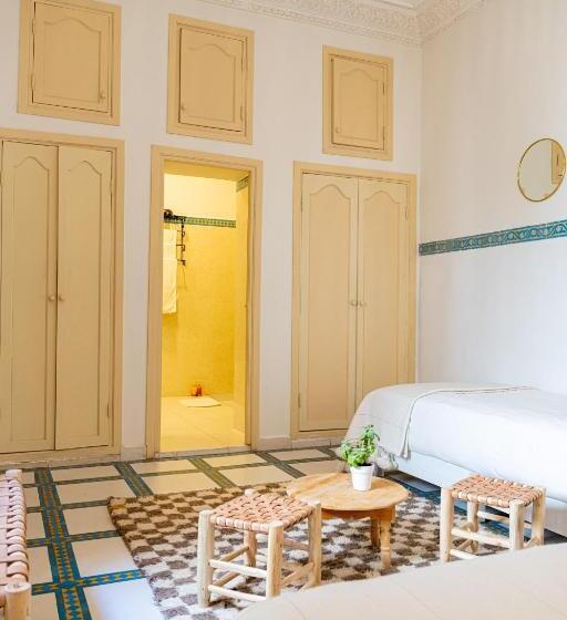 Standard Triple Room, Riad Le Marocain