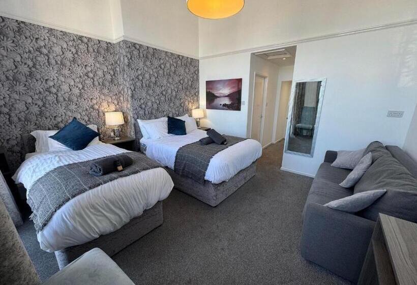 اتاق خانوادگی با چشم‌انداز دریا, The Jubilee Hotel West  With Spa Facilities