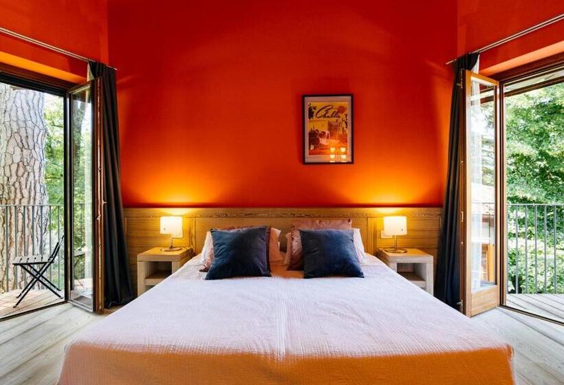اتاق لوکس با بالکن, Accademia Vine Lodge