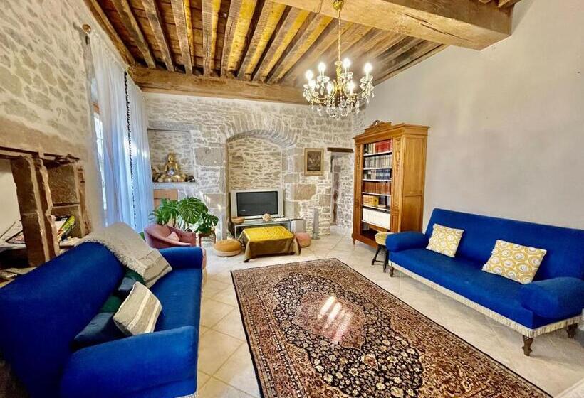 اتاق استاندارد, Manoir Saint Pierre