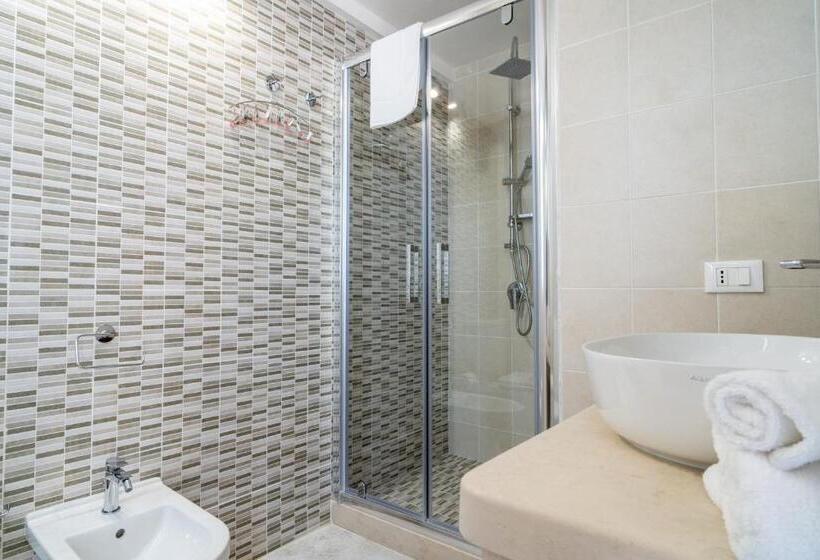 سوییت جونیور, Borgo Vita Novella