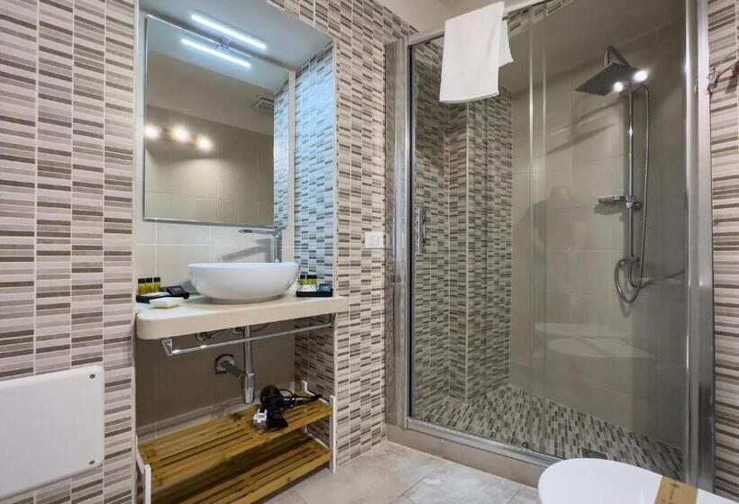 اتاق خانوادگی, Borgo Vita Novella