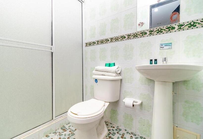 اتاق استاندارد سه نفره, Ayenda Iguazu