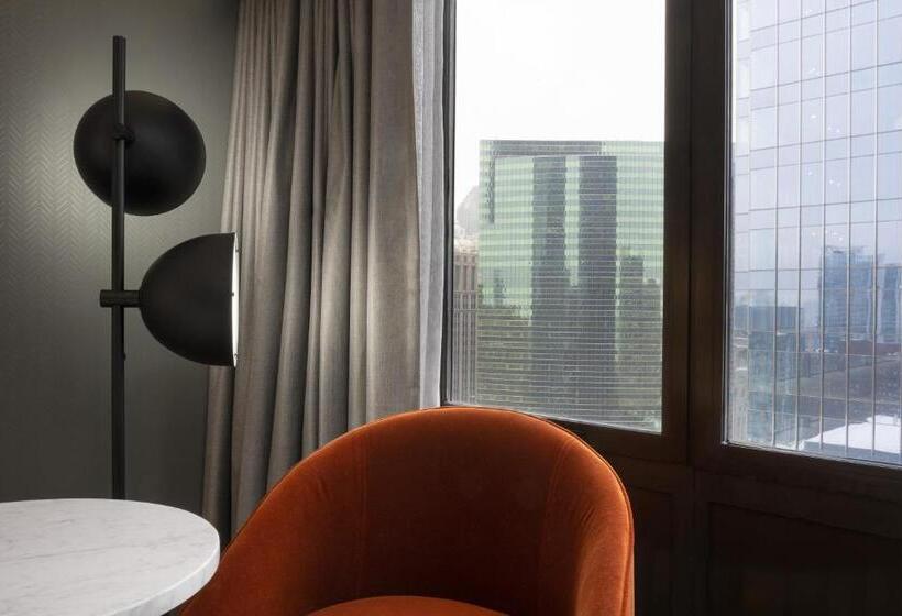 اتاق استاندارد با چشم‌انداز شهر, Voco Chicago Downtown, An Ihg