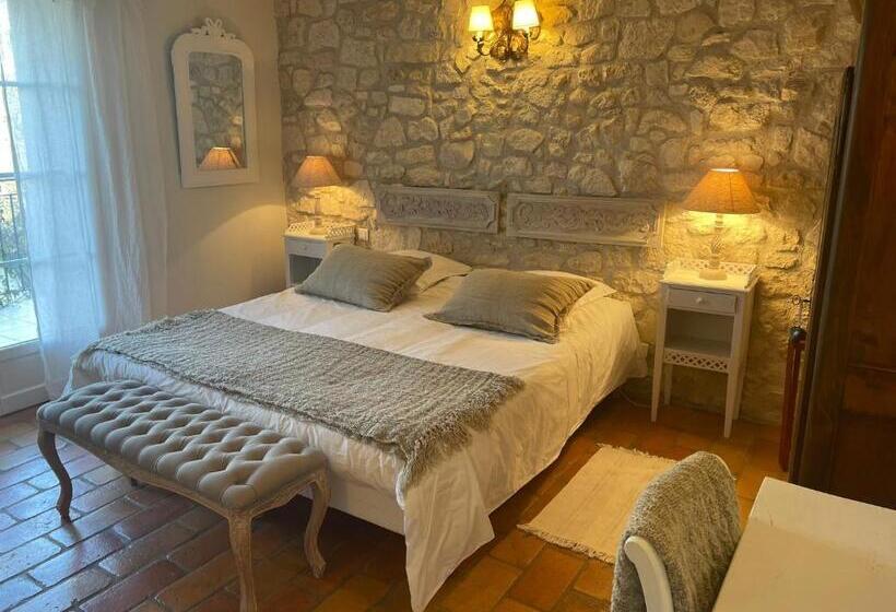 اتاق سوپریور, Domaine Du Moulin De Villefranche