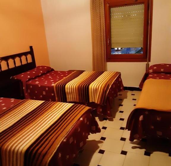 اتاق استاندارد یک نفره, Hostal El Molino