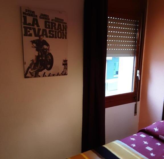 اتاق استاندارد یک نفره, Hostal El Molino