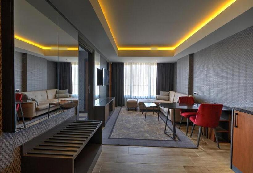 سوئیت 2 خوابه, Nova Vista Deluxe & Suites A Member Of Radisson Individuals