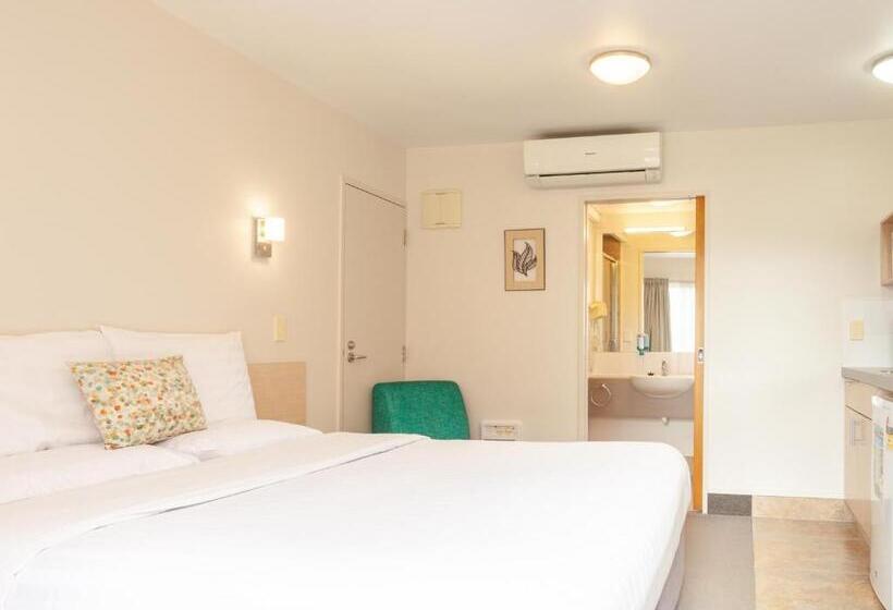 استودیو اجرایی, Bella Vista Motel Whangarei