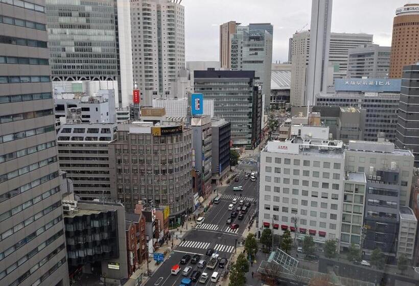 سوییت جونیور, Elsereine Osaka