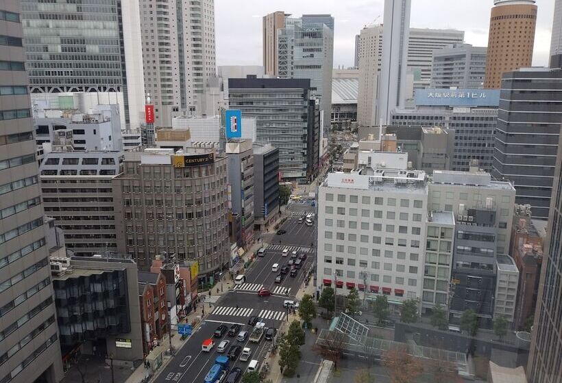 سوییت جونیور, Elsereine Osaka