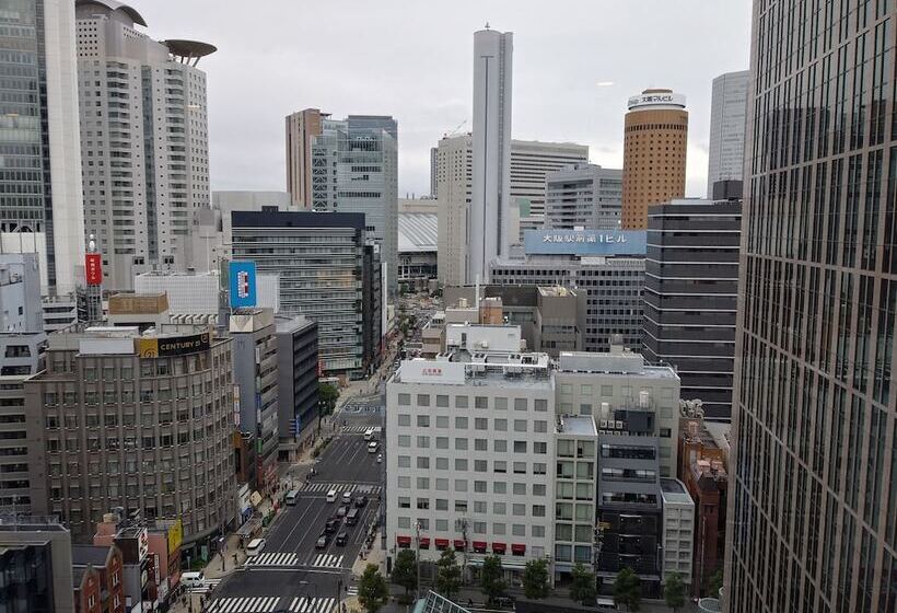 سوییت جونیور, Elsereine Osaka