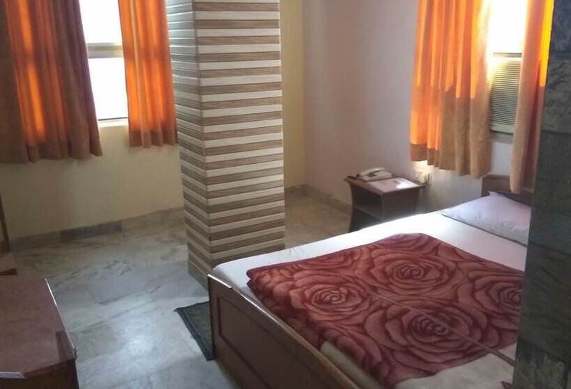 اتاق لوکس, Ganga Kripa