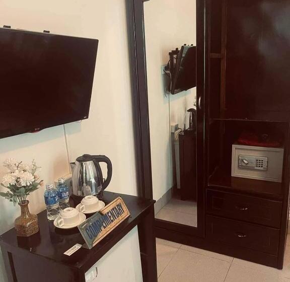 اتاق لوکس, Jade