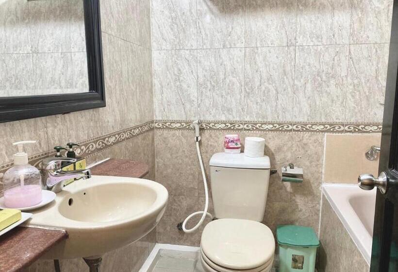 اتاق لوکس, Jade