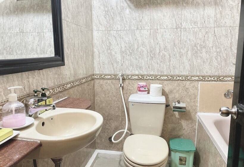 اتاق سوپریور, Jade